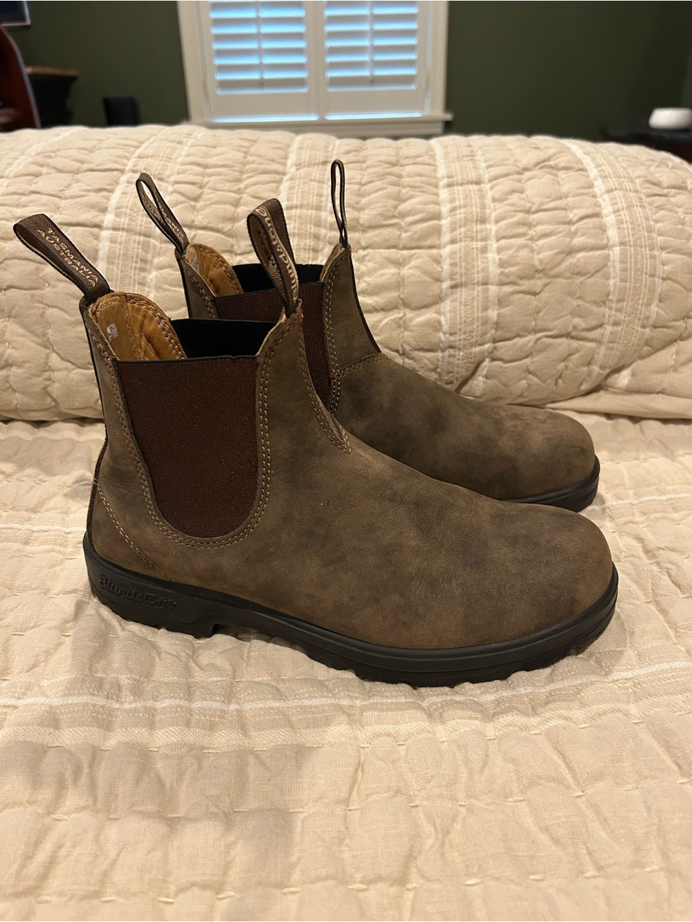 Blundstone Women’s Chelsea Boots —